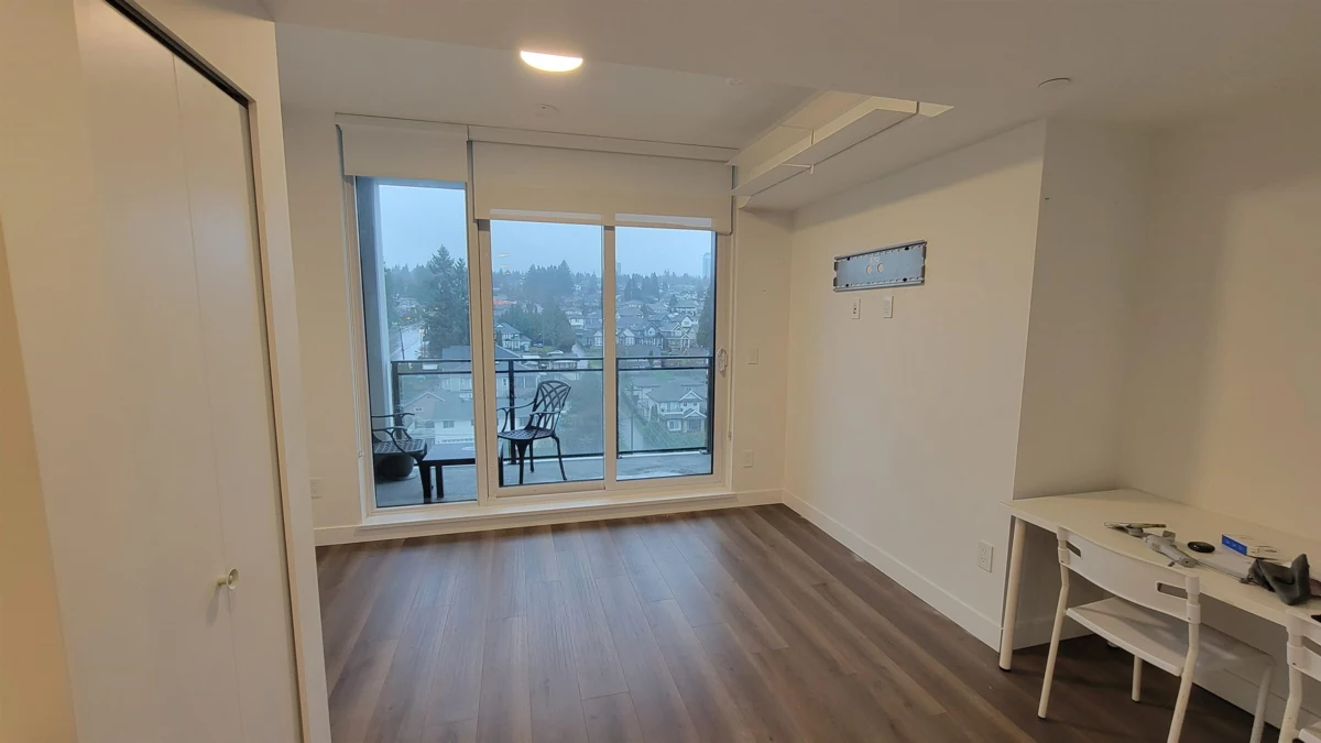 Guest Bathroom Photo of 1008 901 Lougheed Highway, Coquitlam, BC