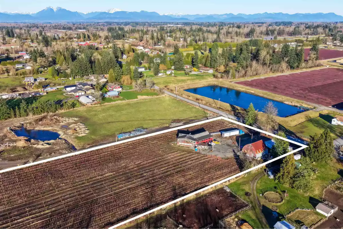 Garage Interior Photo of 2157 224 Street, Langley, BC