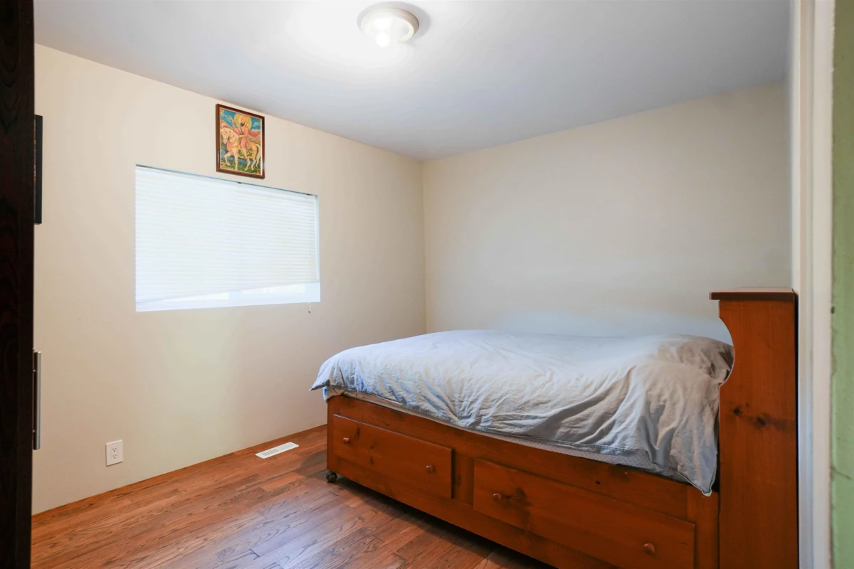 Primary Bathroom Photo of 2157 224 Street, Langley, BC