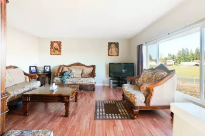 Kitchen Island Photo of 2157 224 Street, Langley, BC