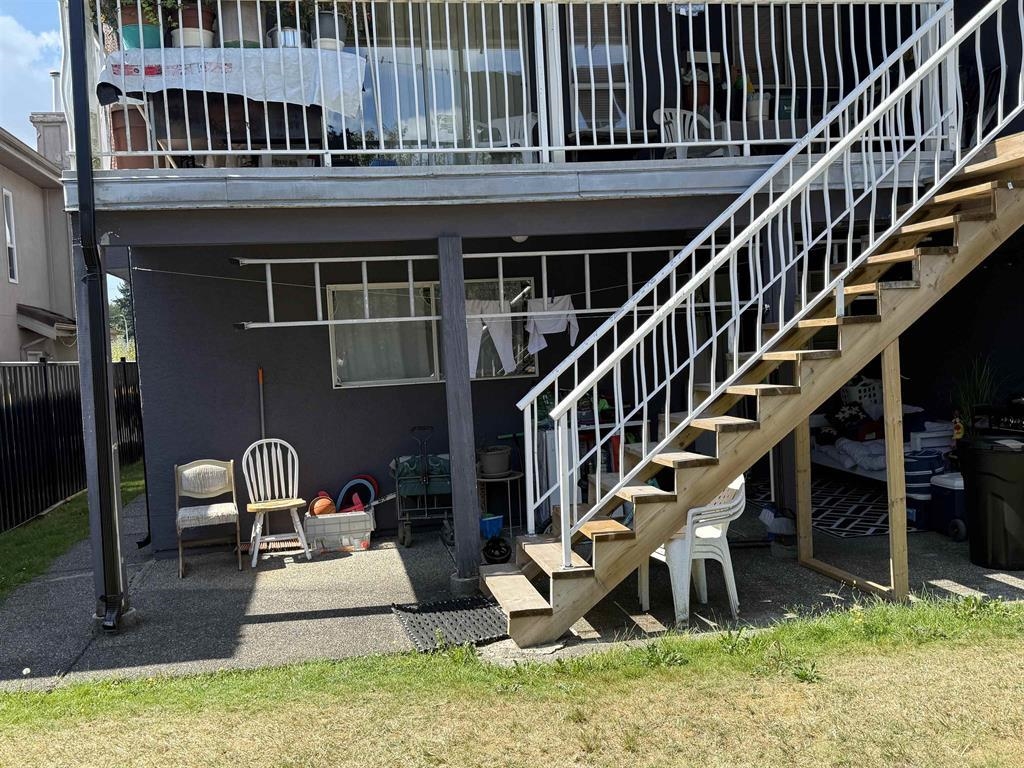Guest Bathroom Photo of 7688 120a Street, Surrey, BC