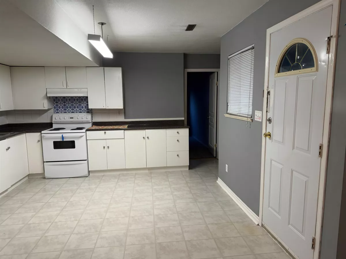 Mudroom Photo of 7688 120a Street, Surrey, BC