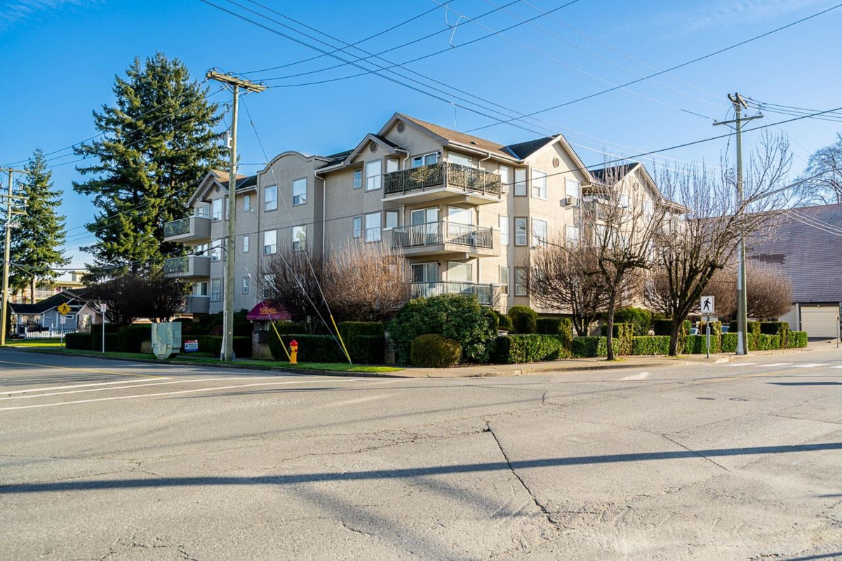 Living Room Photo of 204 9400 Cook Street, Chilliwack, BC