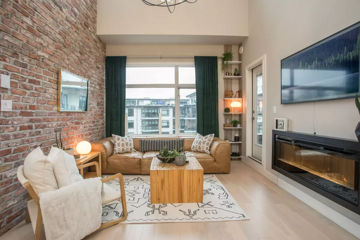 Family Room Photo of 414 262 Salter Street, New Westminster, BC