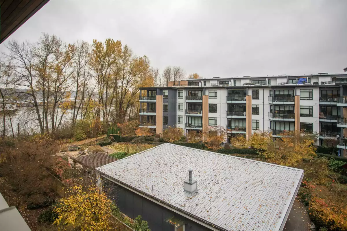 Swimming Pool Photo of 414 262 Salter Street, New Westminster, BC