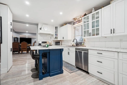 Breakfast Nook Photo of 7334 Alder Street, Mission, BC