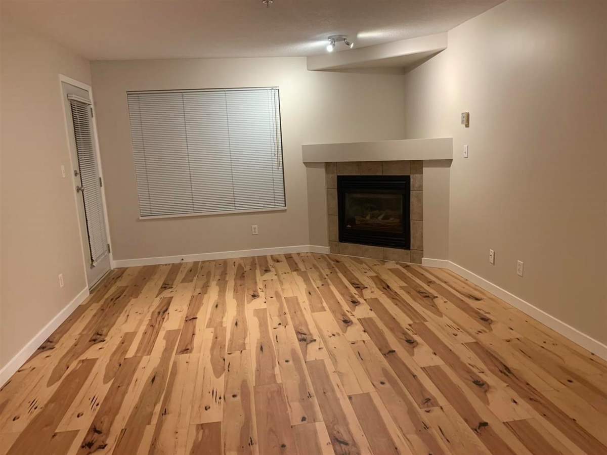 Family Room Photo of 206 2350 Westerly Street, Abbotsford, BC