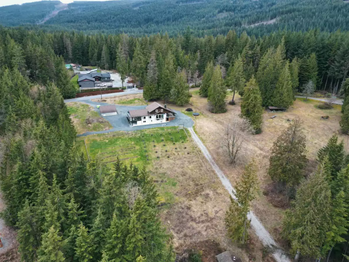 Community Amenities Photo (Clubhouse) of 13100 Bell Street, Mission, BC