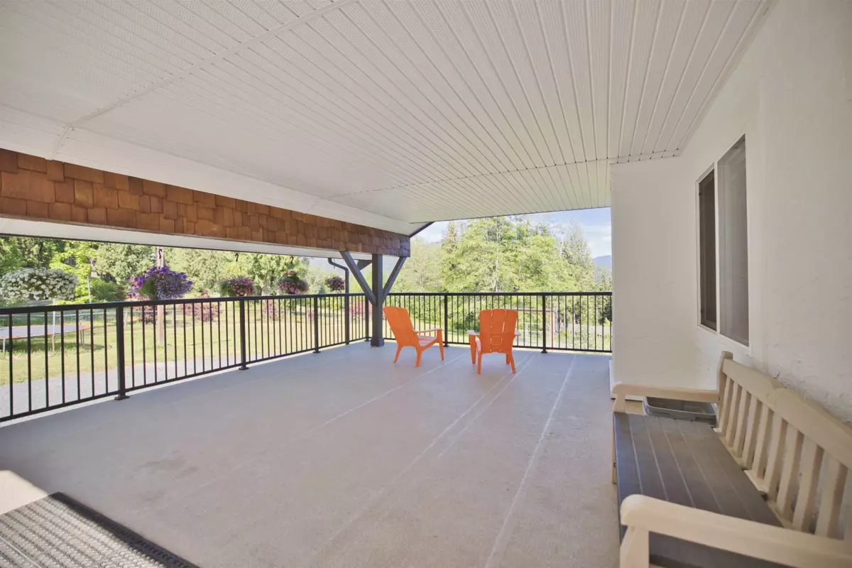 Walk-In Closet Photo of 13100 Bell Street, Mission, BC