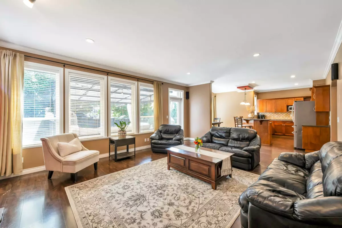 Dining Area Photo of 5770 167a Street, Surrey, BC
