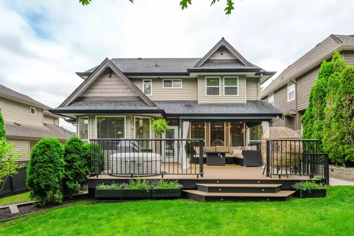 Fitness Center Photo Near 5770 167a Street, Surrey, BC