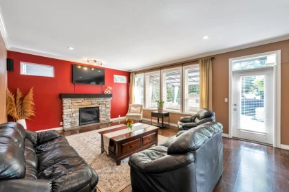 5770 167a Street, Surrey, BC, Surrey — Single Family Residence for sale
