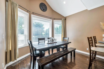 Walk-In Closet Photo of 5770 167a Street, Surrey, BC