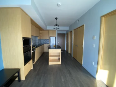 3204 13495 Central Avenue, Surrey, BC, Surrey — Apartment/Condo for sale
