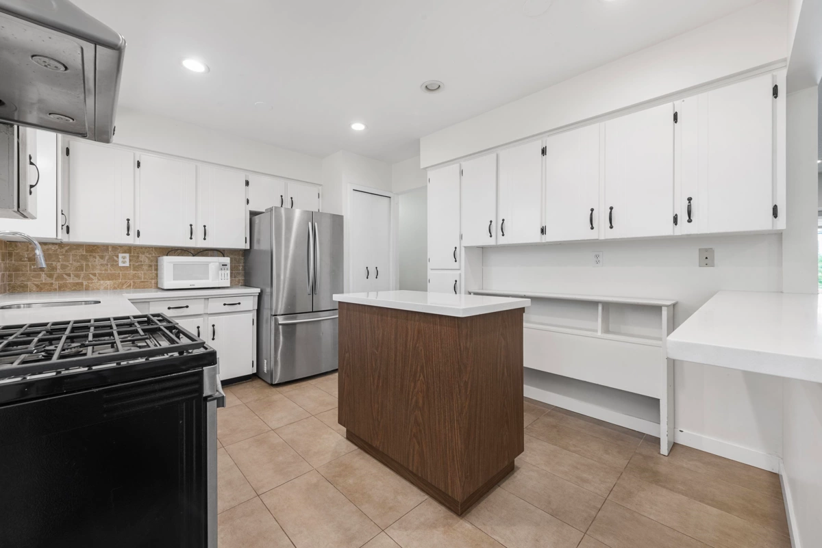 Pantry Photo of 10996 82 Avenue, Delta, BC