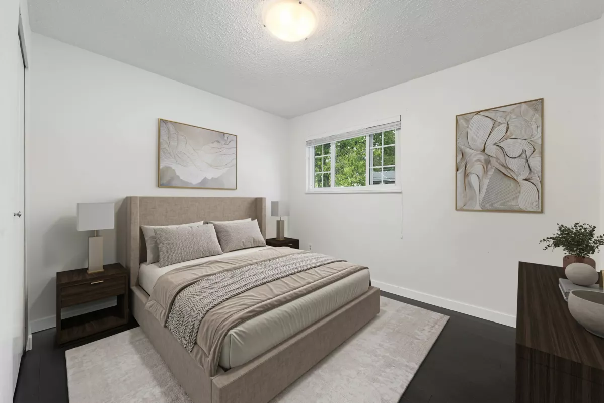 Primary Bathroom Photo of 10996 82 Avenue, Delta, BC