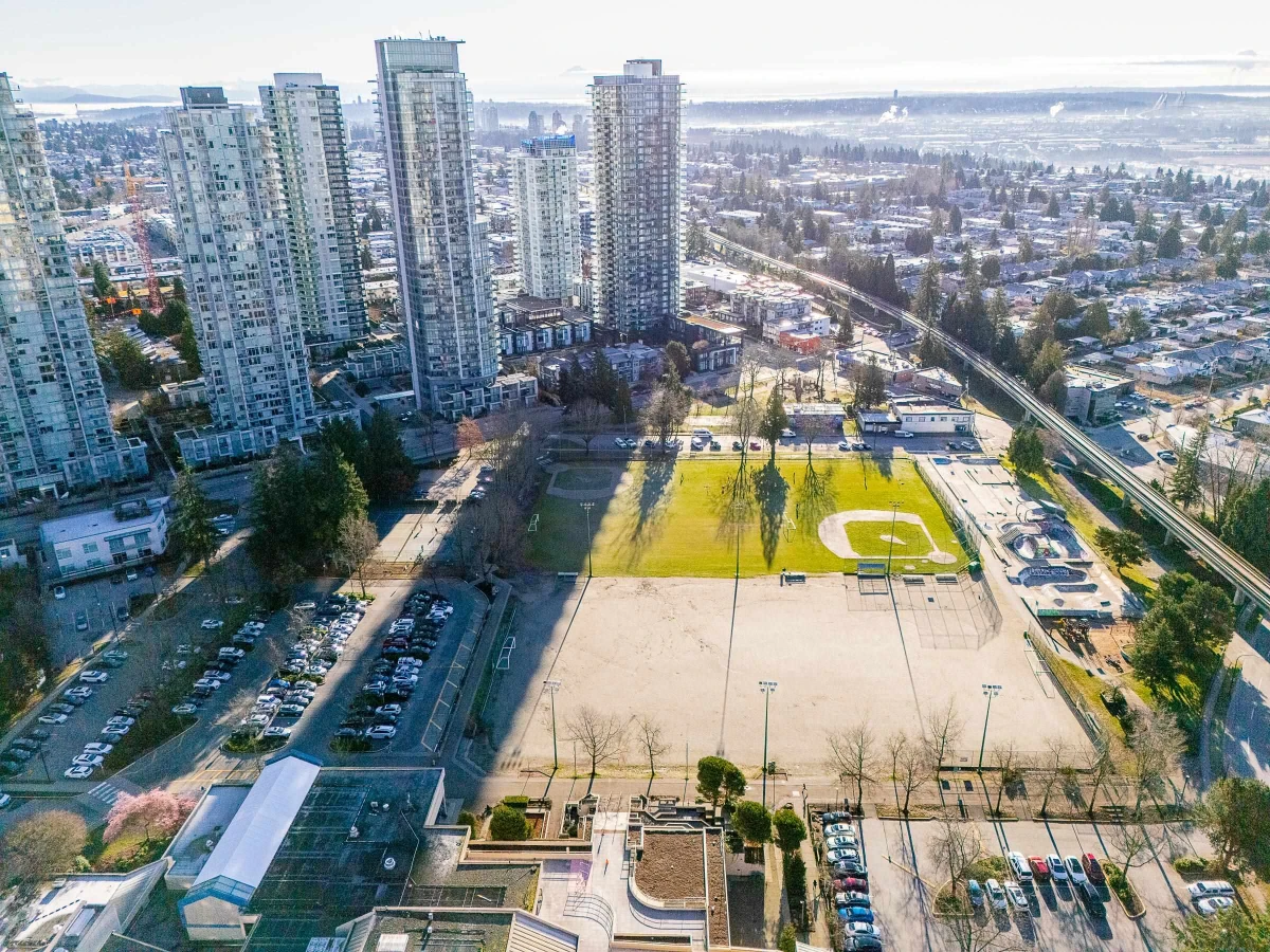 Street View Photo of 2007 6658 Dow Avenue, Burnaby, BC