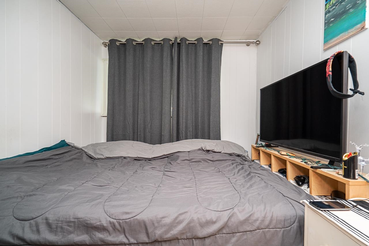 Hallway Photo of 11900 Burnett Street, Maple Ridge, BC