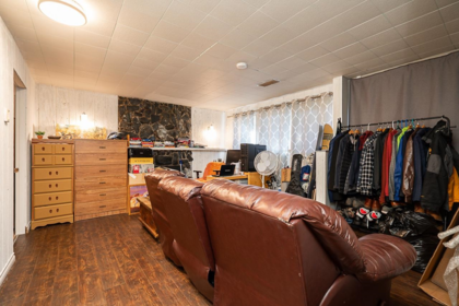 Laundry Room Photo of 11900 Burnett Street, Maple Ridge, BC