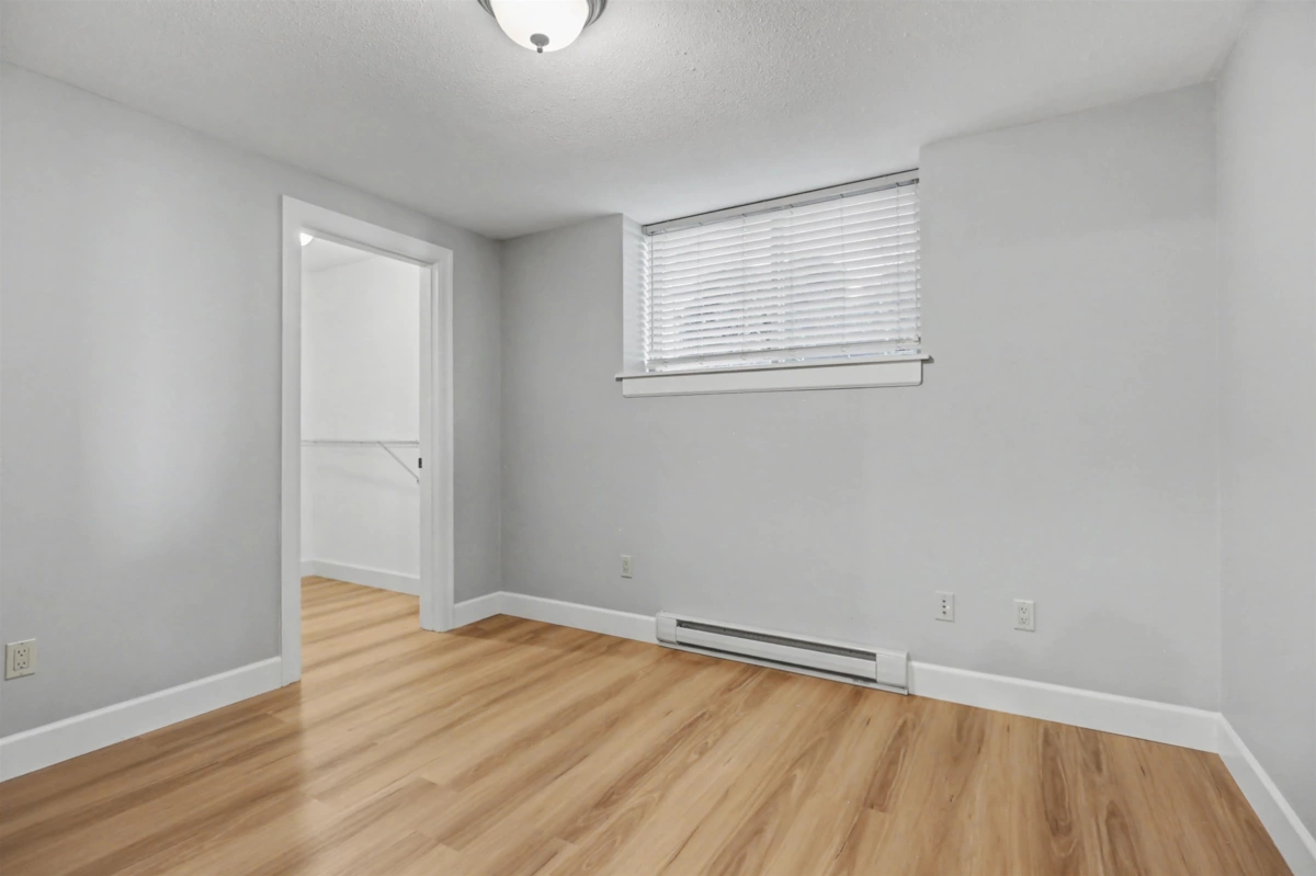 Garage Interior Photo of 3493 Applewood Drive, Abbotsford, BC