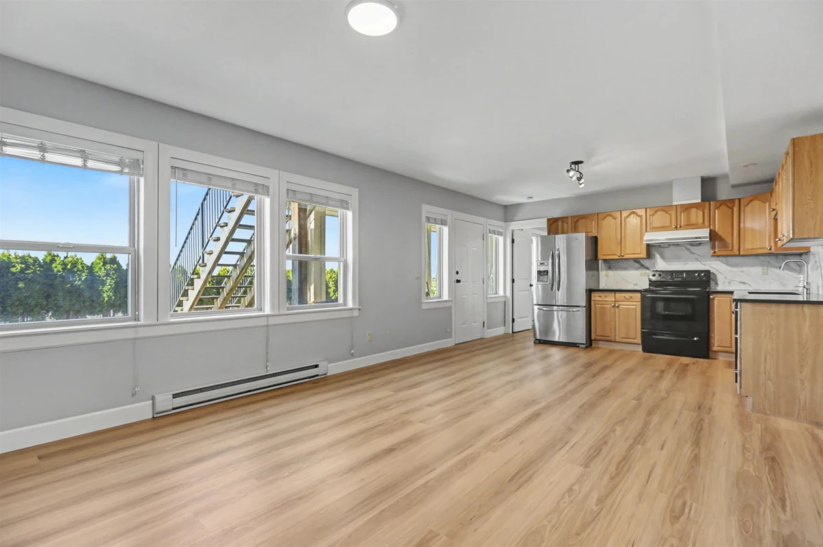 Staircase Photo of 3493 Applewood Drive, Abbotsford, BC