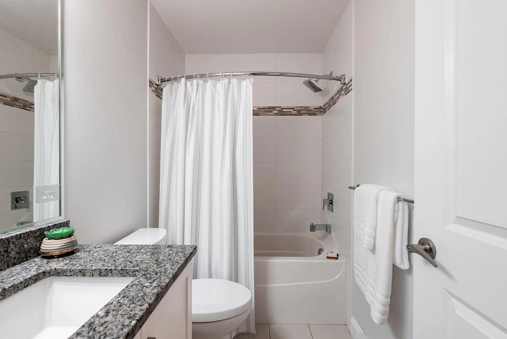 Hot Tub / Spa Photo of 305 11862 226 Street, Maple Ridge, BC