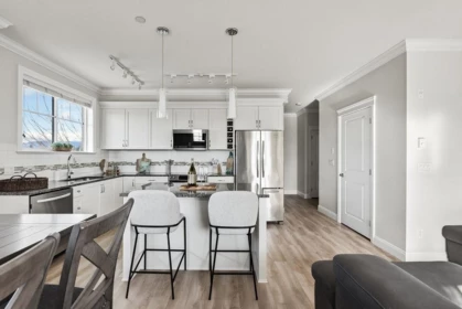 Kitchen Photo of 305 11862 226 Street, Maple Ridge, BC