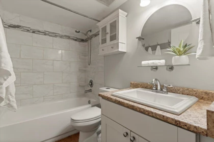 Guest Bathroom Photo of 106 7694 Evans Road, Chilliwack, BC