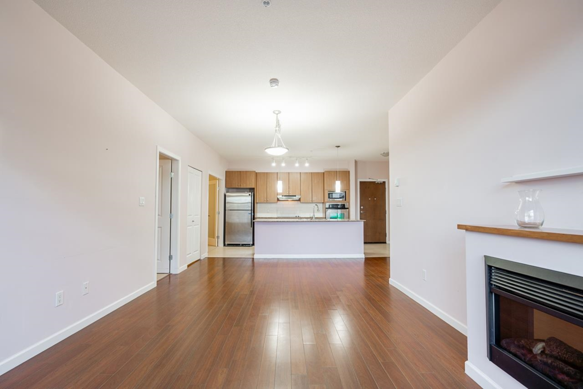 Bedroom 2 Photo of 202 15388 101 Avenue, Surrey, BC