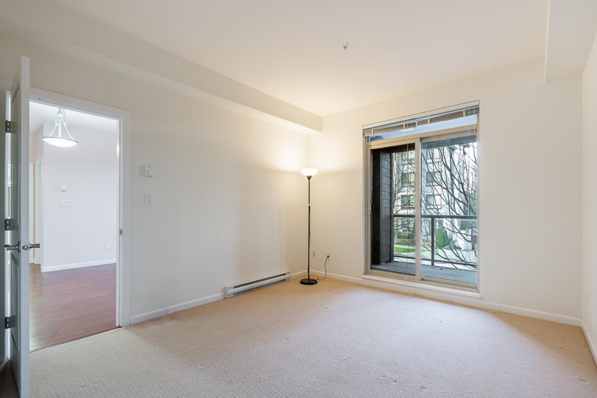 Guest Bathroom Photo of 202 15388 101 Avenue, Surrey, BC