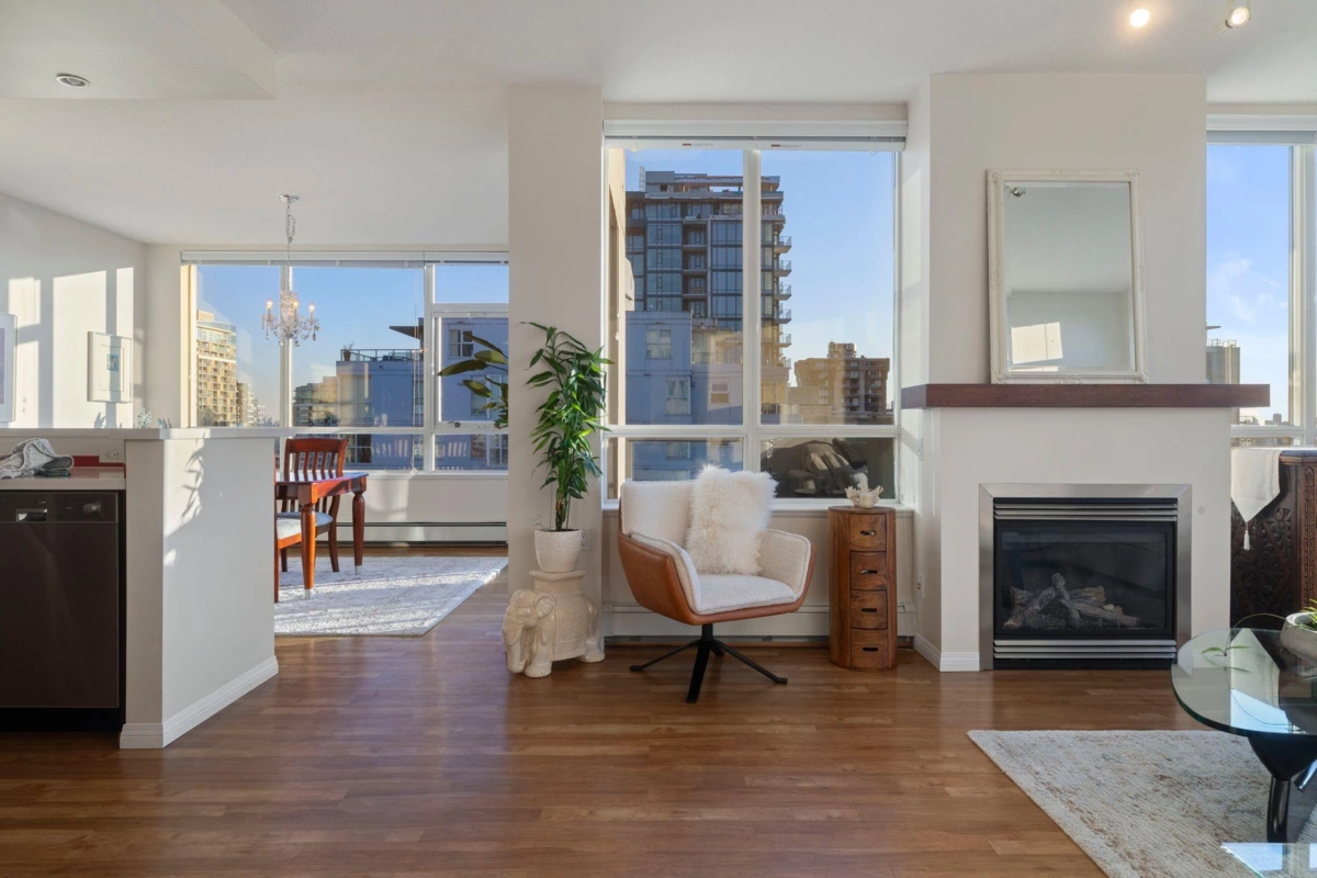 Exterior Rear Photo of 1401 120 W 16th Street, North Vancouver, BC