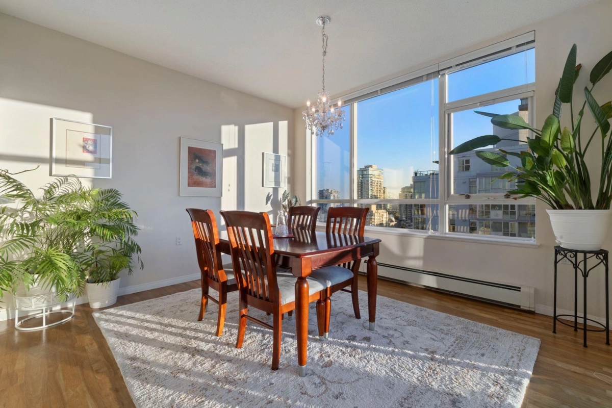 Walk-In Closet Photo of 1401 120 W 16th Street, North Vancouver, BC