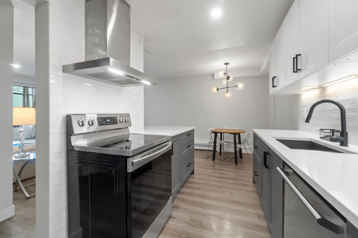 Kitchen Photo of 119 9101 Horne Street, Burnaby, BC