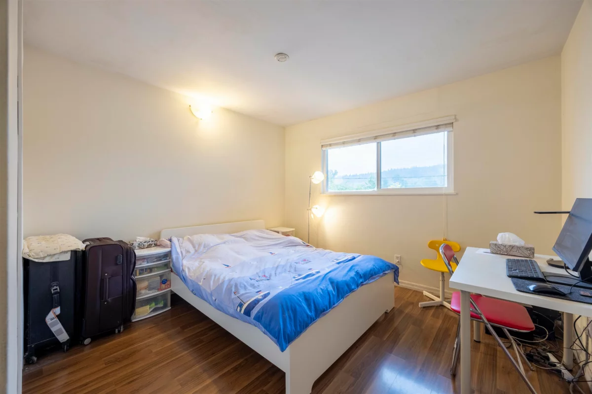 Bedroom 3 Photo of 675 Duncan Avenue, Burnaby, BC