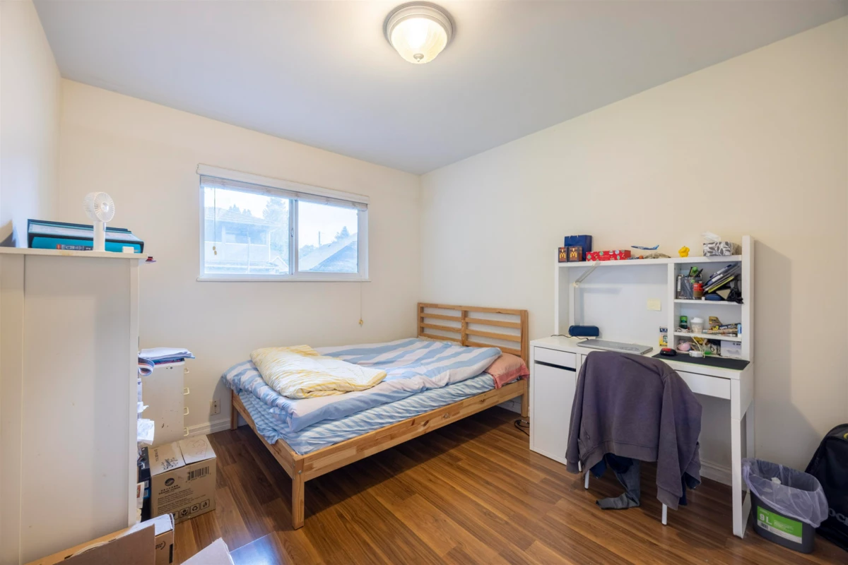 Bedroom 4 Photo of 675 Duncan Avenue, Burnaby, BC