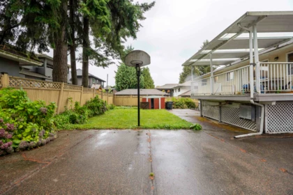 Laundry Room Photo of 675 Duncan Avenue, Burnaby, BC