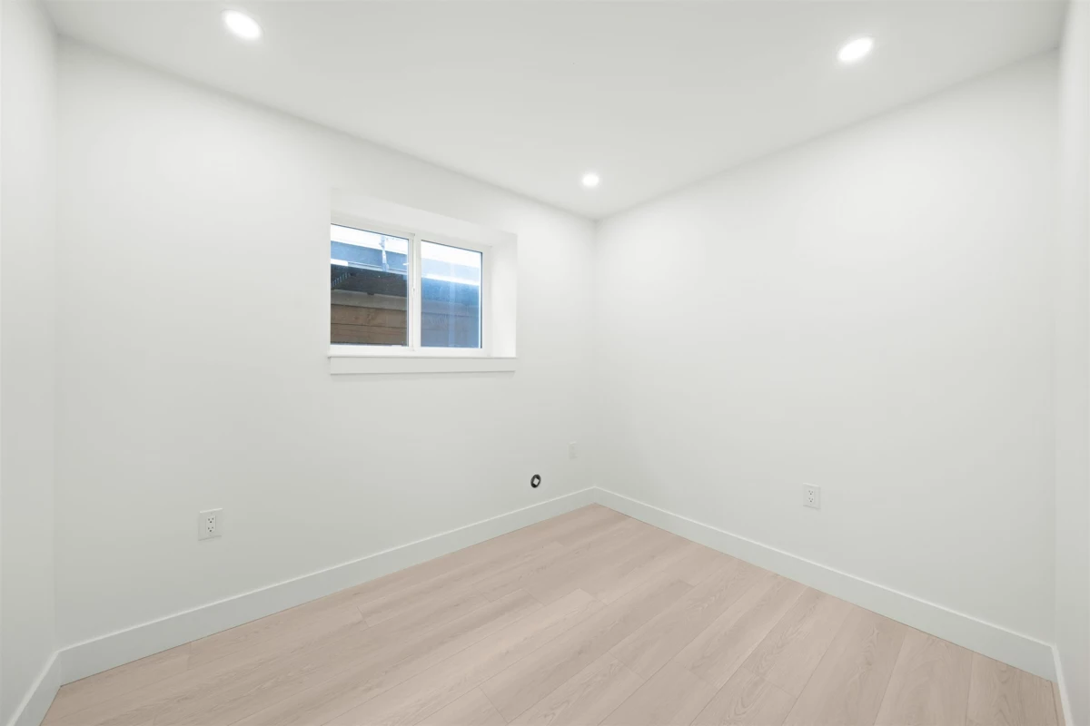 Staircase Photo of 7527 205 Street, Langley, BC