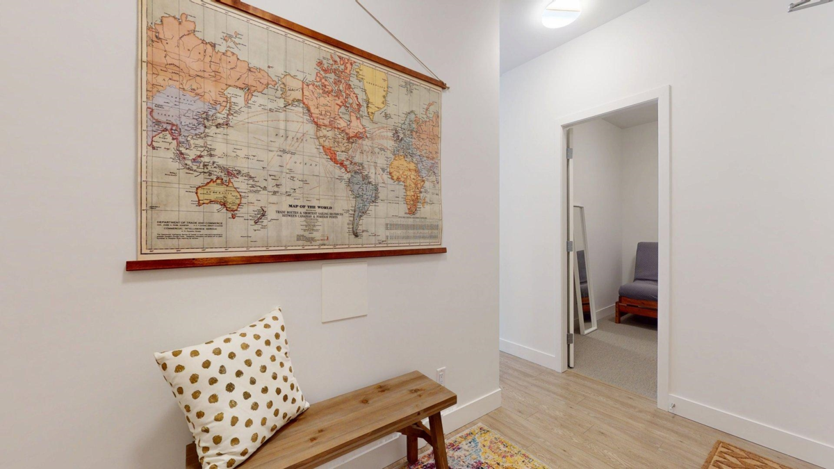 Staircase Photo of 611 37881 Cleveland Avenue, Squamish, BC