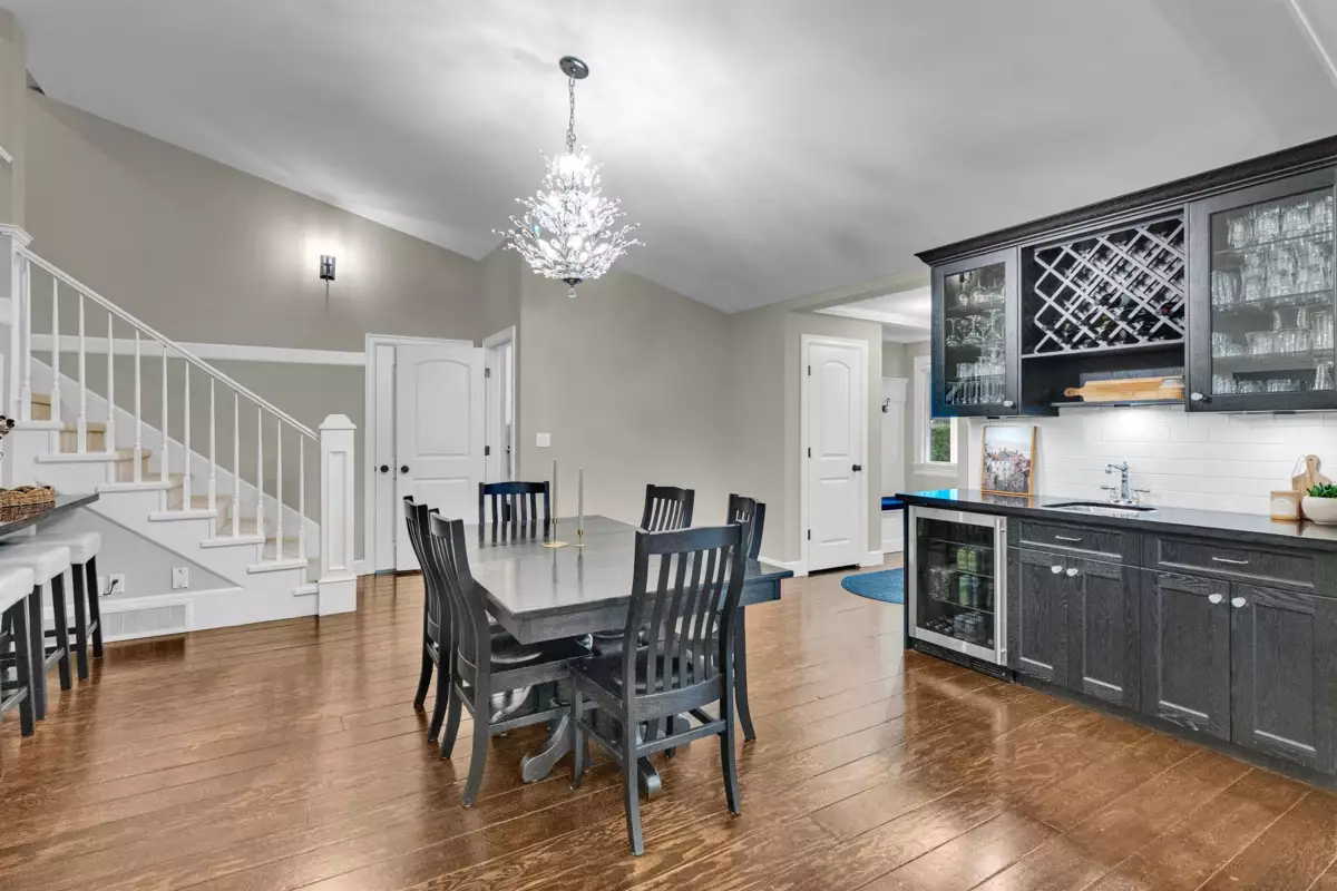 Dining Area Photo of 20271 49 Avenue, Langley, BC