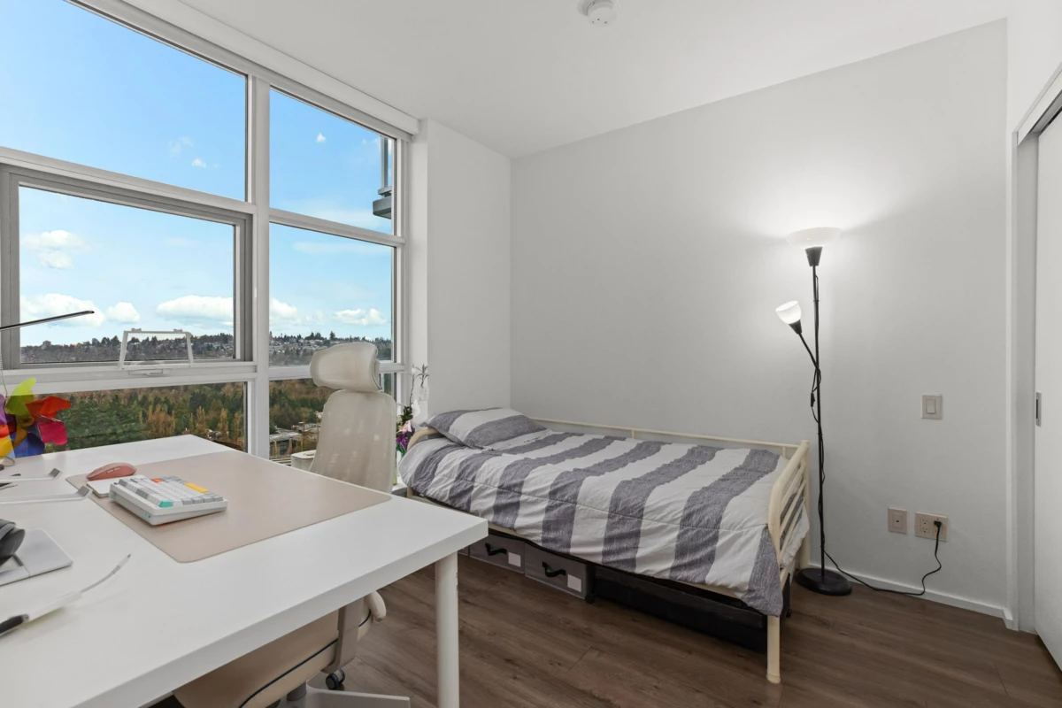 Entry Foyer Photo of 905 3833 Evergreen Place, Burnaby, BC