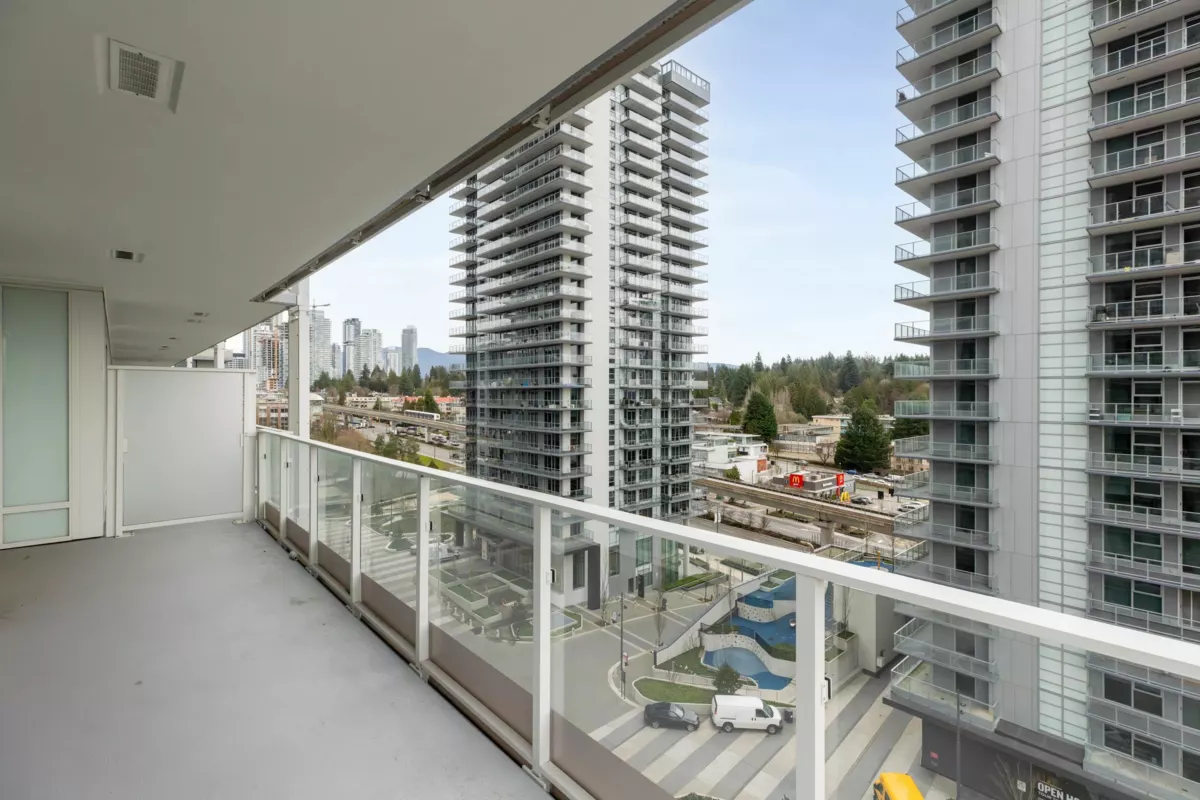 Front Yard Photo of 905 3833 Evergreen Place, Burnaby, BC