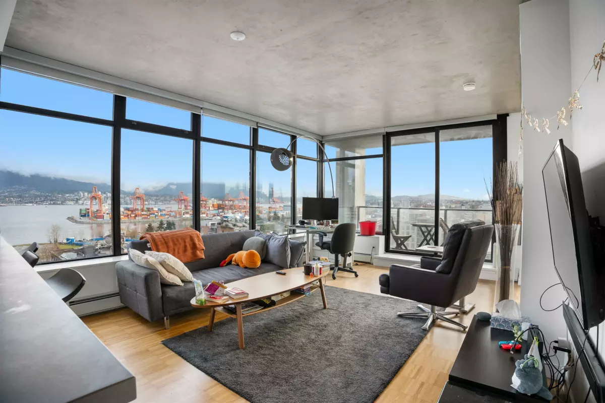 Living Room Photo of 1401 108 W Cordova Street, Vancouver, BC