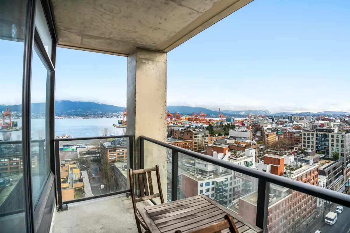 Office / Den Photo of 1401 108 W Cordova Street, Vancouver, BC