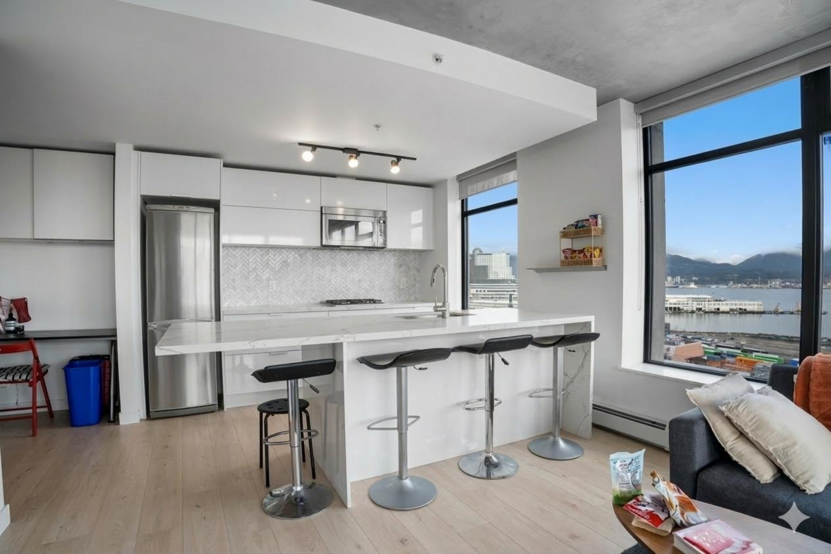 Pantry Photo of 1401 108 W Cordova Street, Vancouver, BC