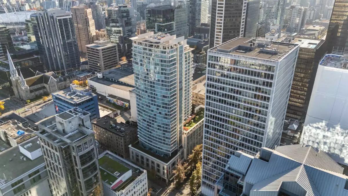 Hallway Photo of 616 610 Granville Street, Vancouver, BC