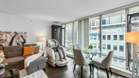 616 610 Granville Street, Vancouver, BC