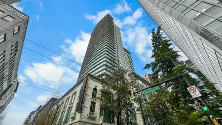 616 610 Granville Street, Vancouver, BC