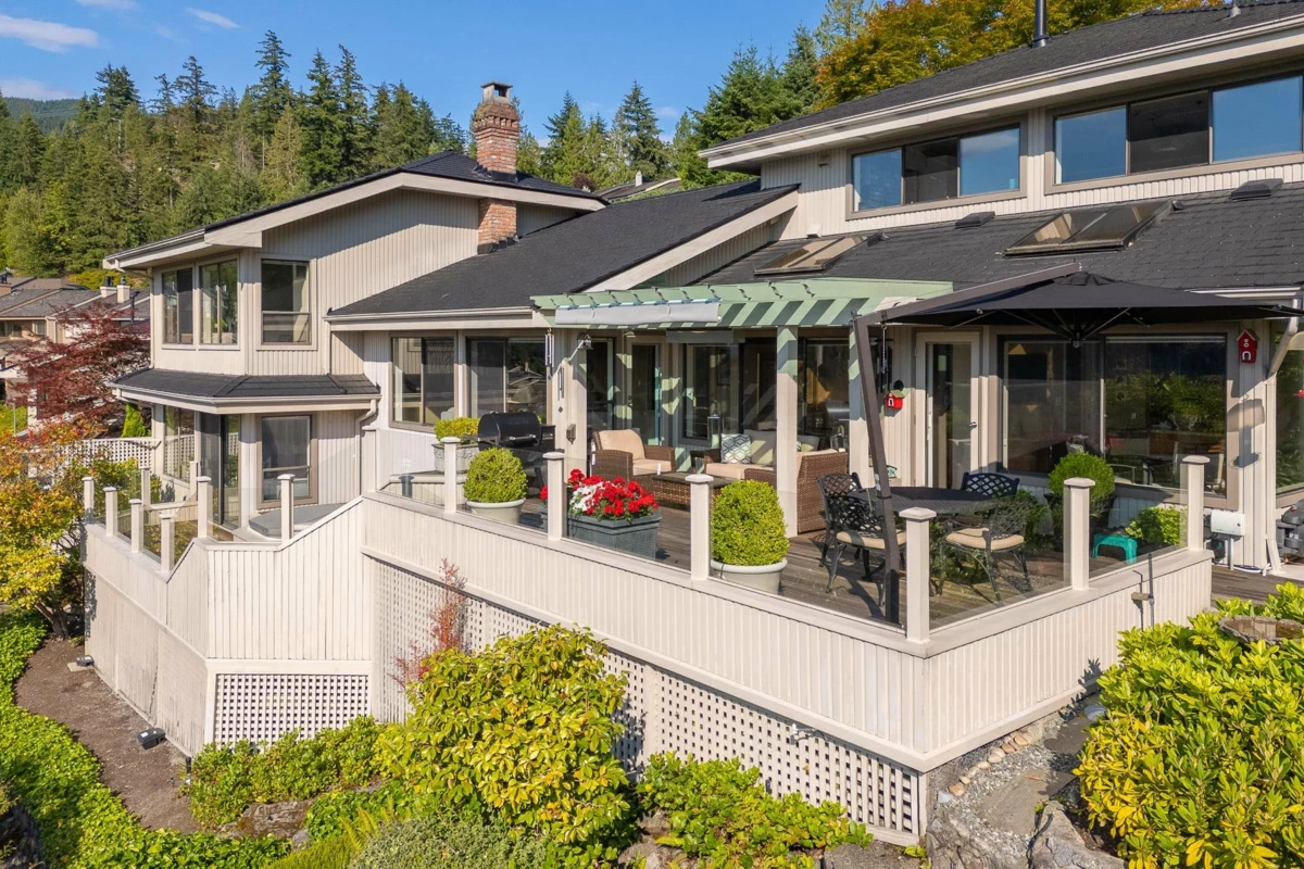 Outdoor Deck Photo of 5267 Aspen Drive, West Vancouver, BC