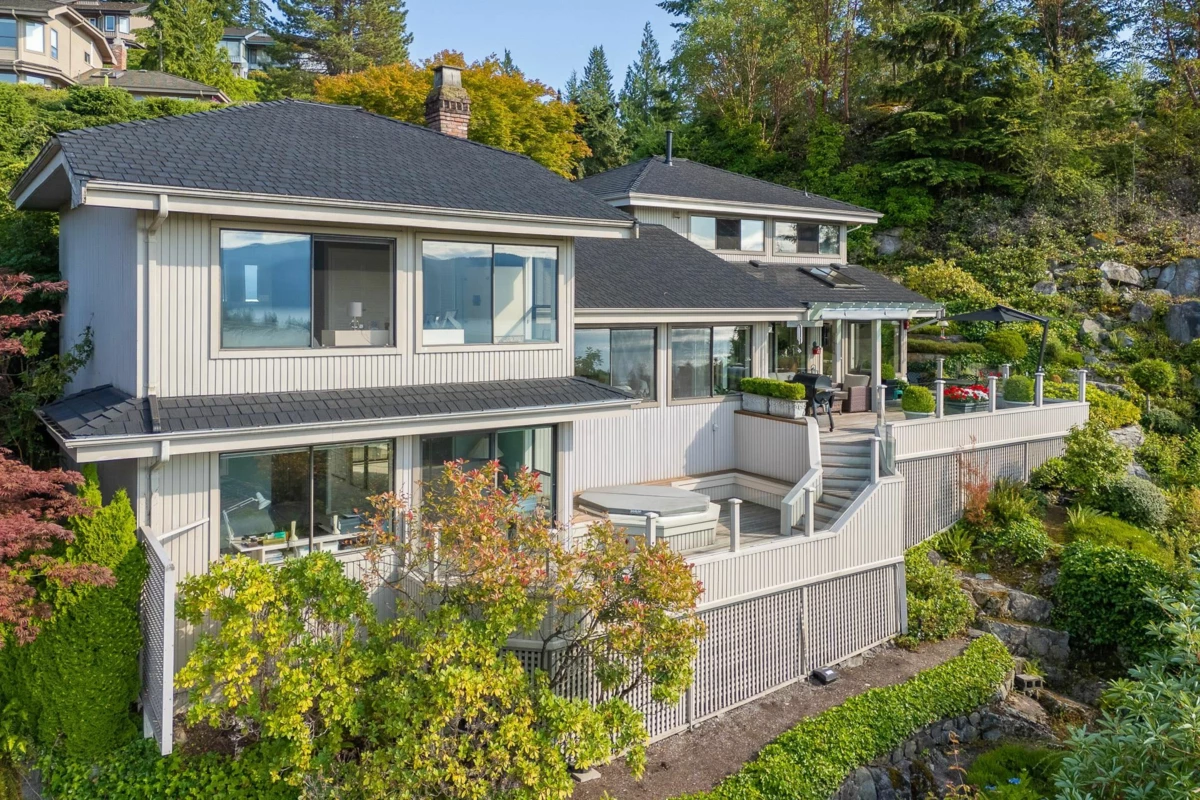 Outdoor Patio Photo of 5267 Aspen Drive, West Vancouver, BC