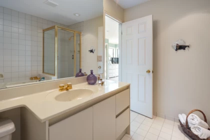 Laundry Room Photo of 5267 Aspen Drive, West Vancouver, BC